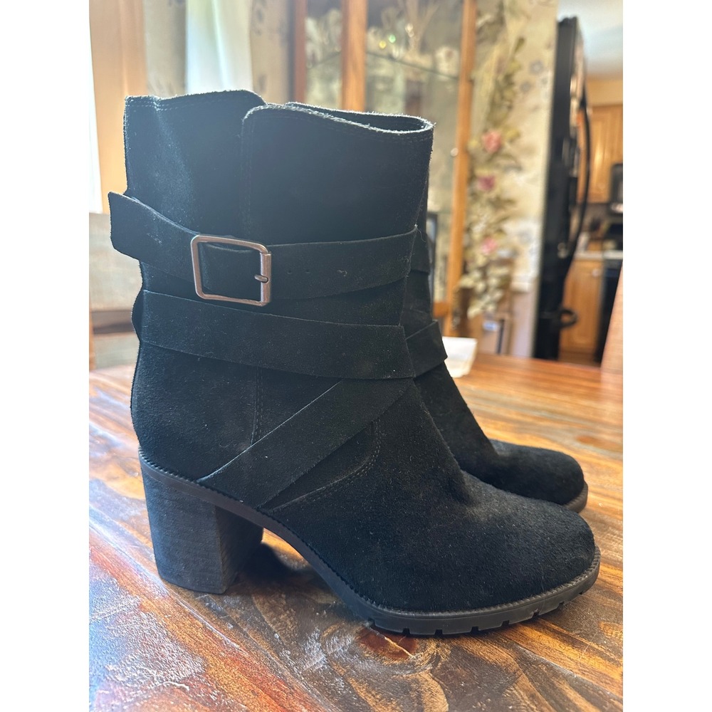 Clarks Womens Black Suede Ankle Boots Block Heel Buckle Strap‎ Booties 7.5 M